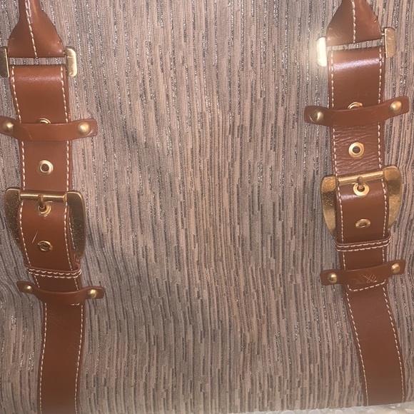 Adrienne Vittadini Large Duffle Travel bag - Picture 7 of 17